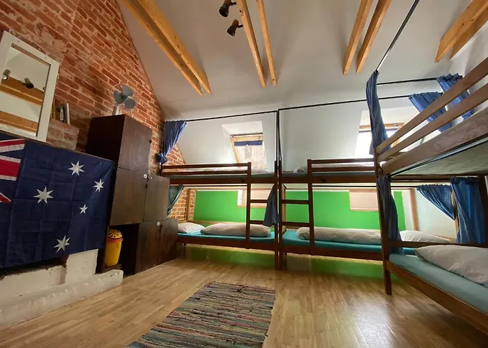 Hostel Jimmy Jumps House