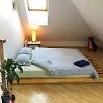 Jimmy Jumps House *