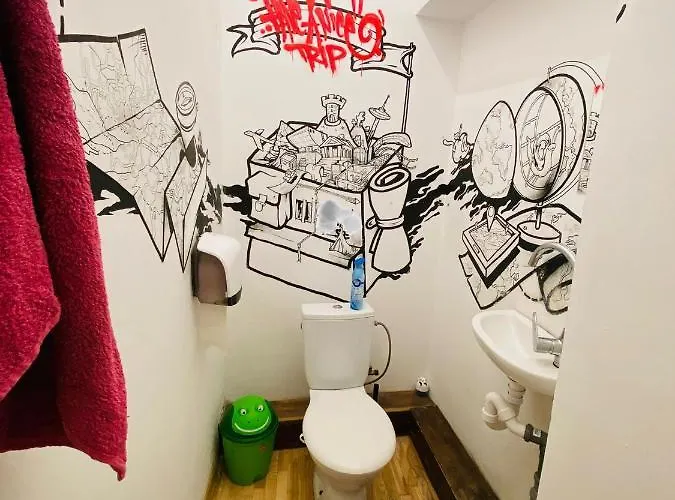 Jimmy Jumps House Hostel *